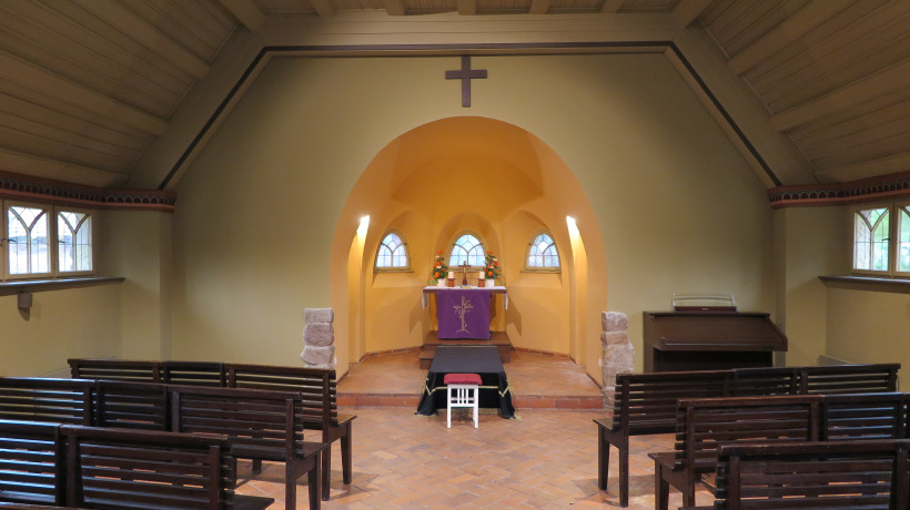 Friedhofskapelle Glienicke Altar