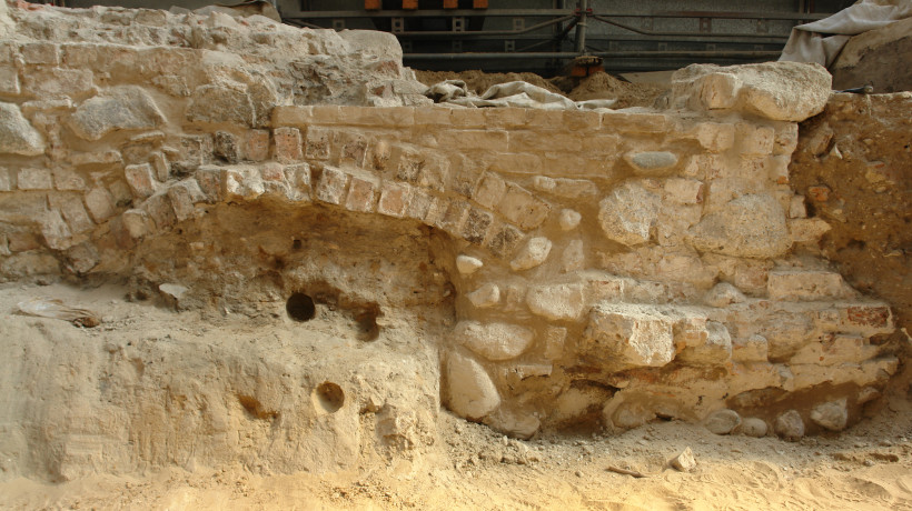 Petriplatz Konservierung Fundamnrte