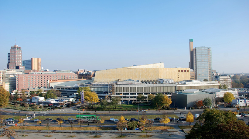 Staatsbibliothek Westfassade